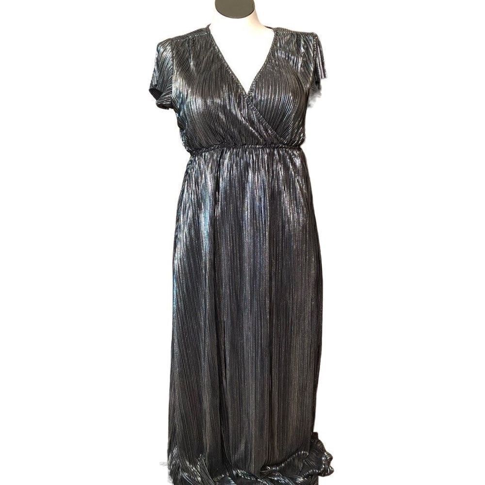 See and Be Seen Dress Womens M Metallic Silver Pleated Wrap Maxi Short Sleeve